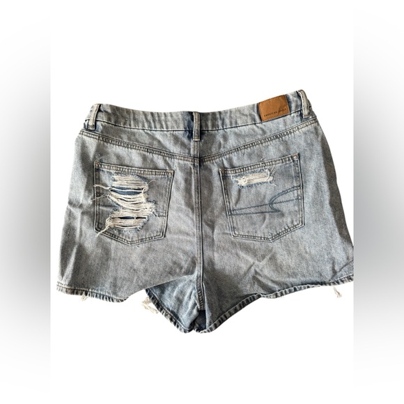 AE curvy mom short - Picture 3 of 4